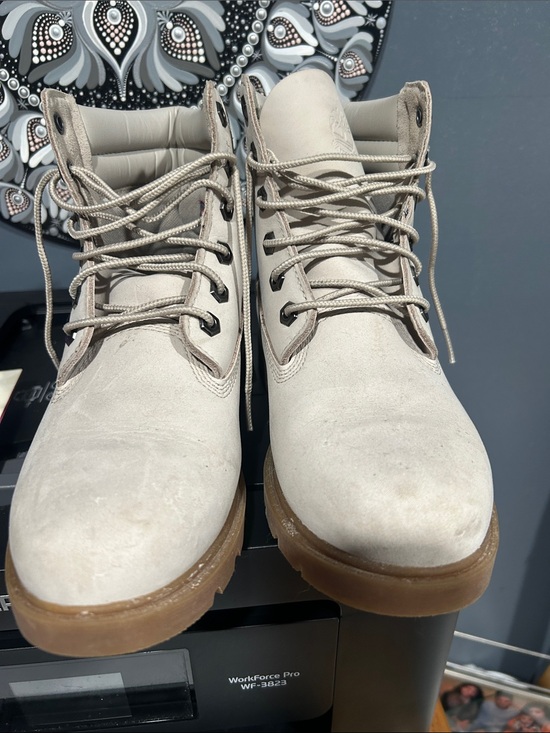 Timberland Shoes - Women’s Timberland Beige Suede Lace-Up Ankle Boots